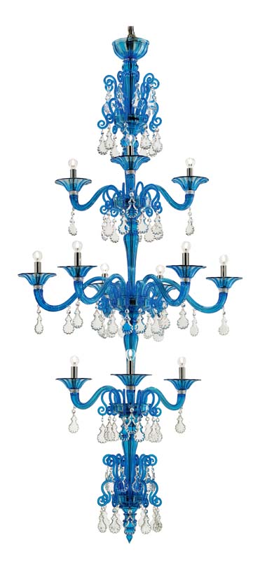 Chandeliers/ lighting Larger than life