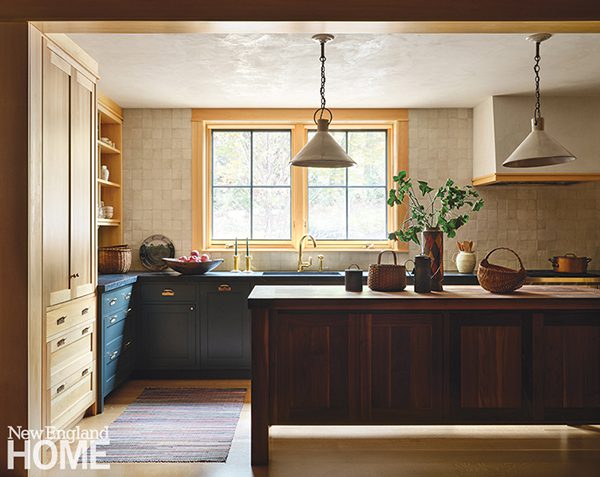 ND25_NinaFarmer_SquamLake_Kitchen